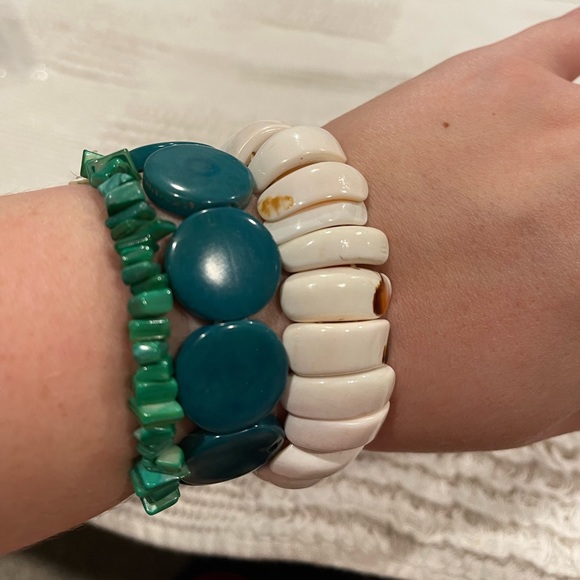 Shell/Bead/Hawaiian Sea Bean/Tagua Mixed Bracelets - Picture 2 of 9